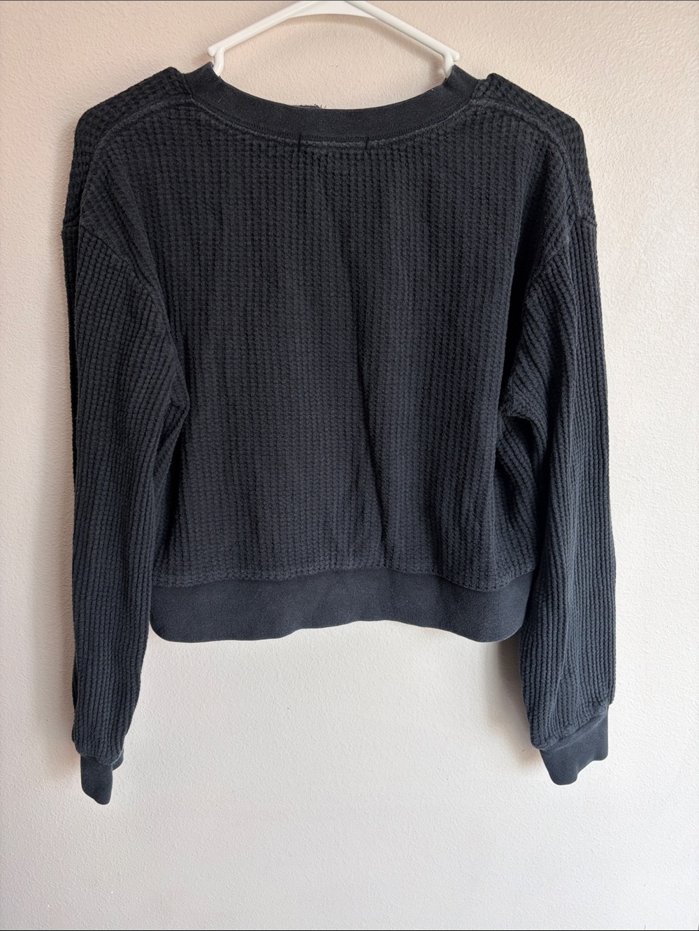 Vans Women's Black Waffle Henley Cropped Pullover - Picture 6 of 10